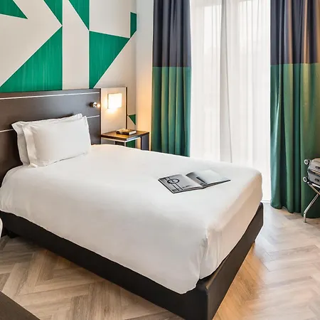 Mercure Centro Angioino Hotel 4*