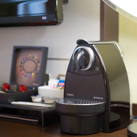 Mercure Centro Angioino 4*