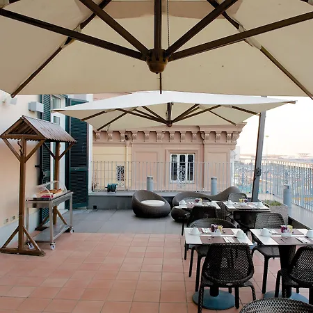 Mercure Centro Angioino Hotel