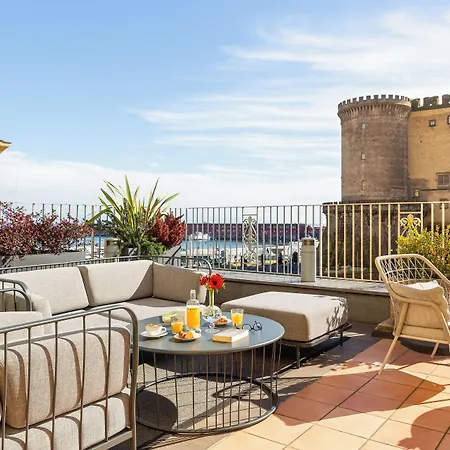 Mercure Centro Angioino Hotel 4*