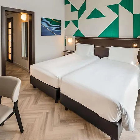 فندق Mercure Centro Angioino نابولي
