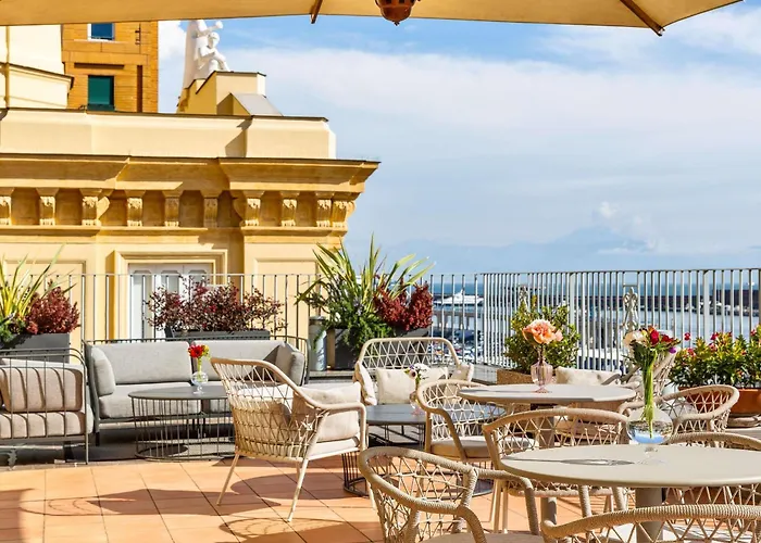 Mercure Centro Angioino Hotel 4*