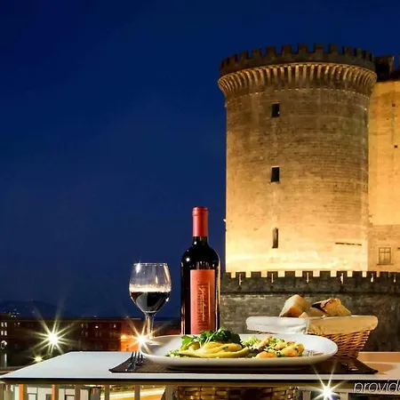 Hotel Mercure Centro Angioino Neapol
