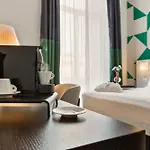 Hotel Mercure Centro Angioino
