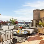 Mercure Centro Angioino Hotel 4*