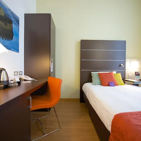 Mercure Centro Angioino Otel