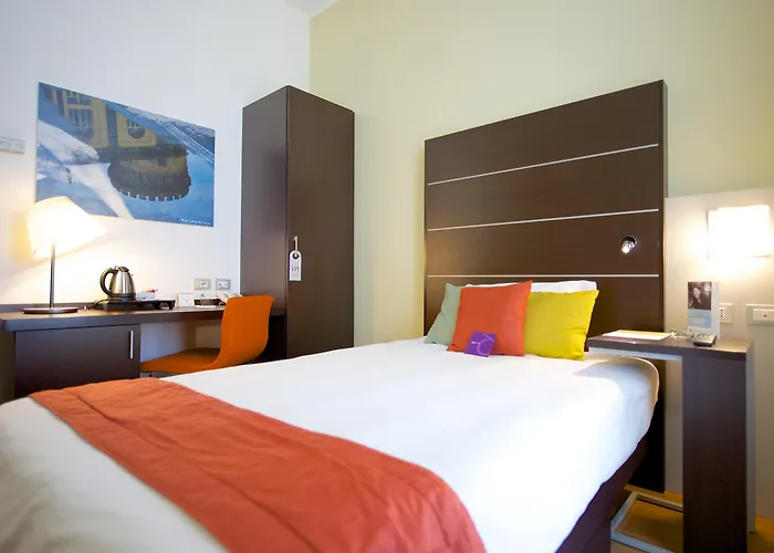 Hotel Mercure Centro Angioino