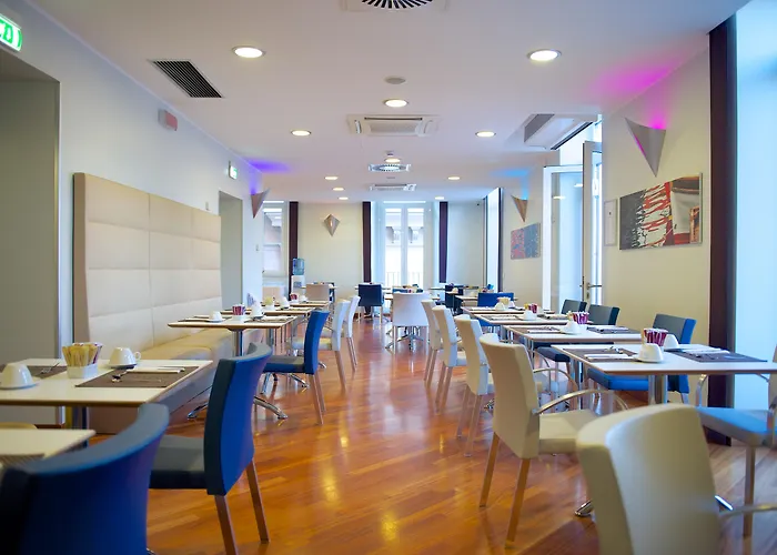 Hotel Mercure Centro Angioino