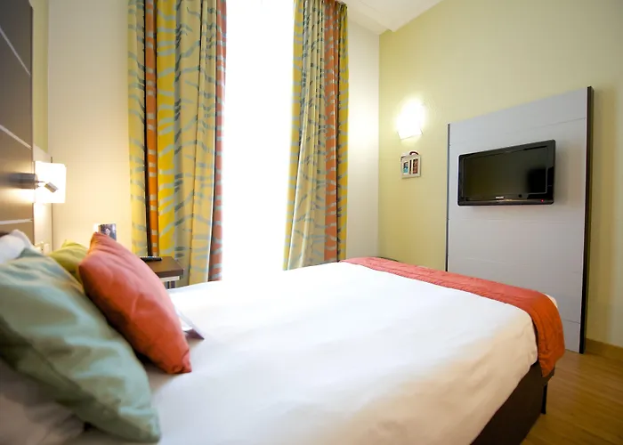 Mercure Centro Angioino Hotel