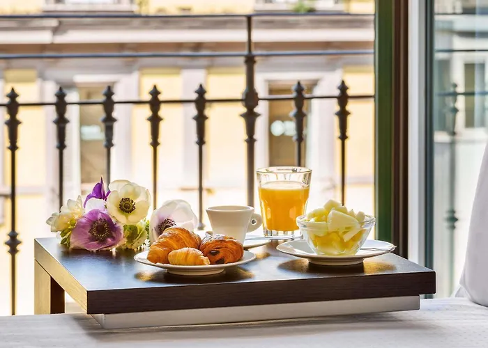 Mercure Centro Angioino 4*