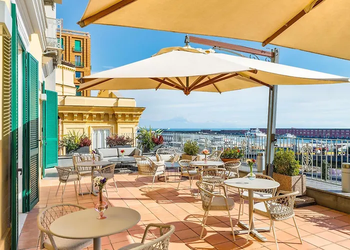 Hotel Mercure Centro Angioino