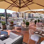 Mercure Centro Angioino 4*