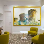 Hotel Mercure Centro Angioino 4*